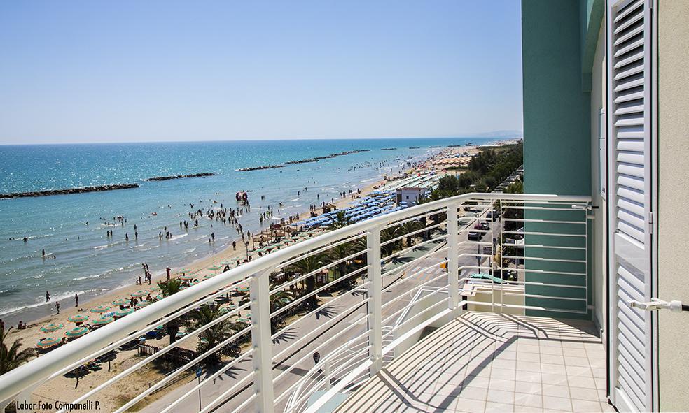 Residence Acquasuite Мартинсикуро Экстерьер фото