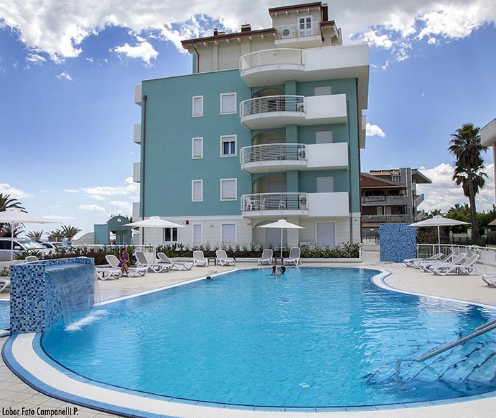 Residence Acquasuite Мартинсикуро Экстерьер фото